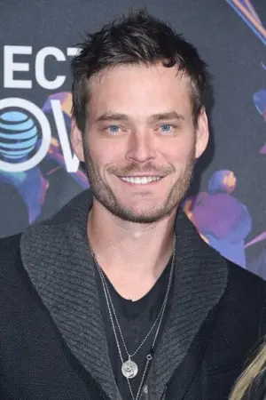 Фото Крістофер Бекус #182937