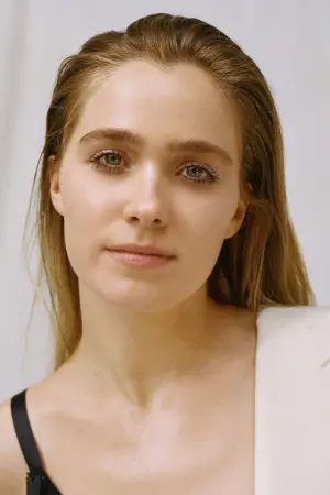 Фото Галей Лу Річардсон (Haley Lu Richardson) #44945