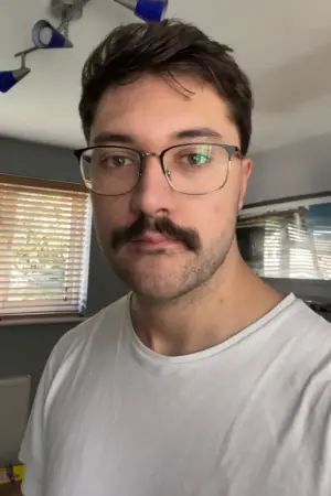 Фото Елліотт Рейд #368357