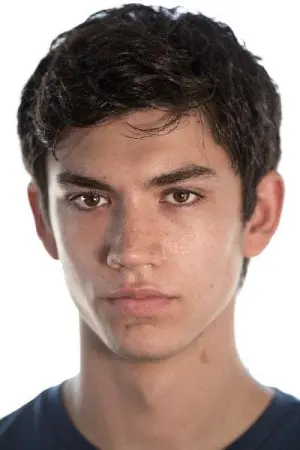 Фото Арчі Рено #18046