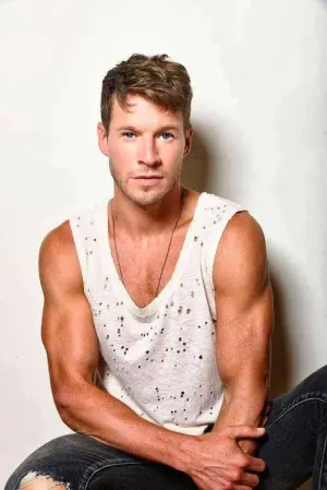 Фото Чад Майкл Коллінз (Chad Michael Collins) #17939