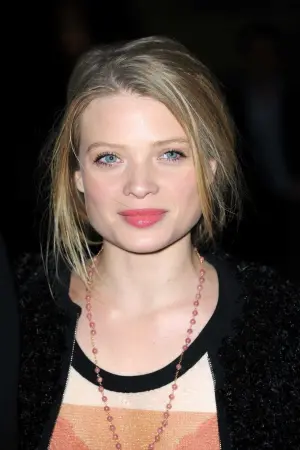 Фото Мелані Тьєррі (Mélanie Thierry) #7373