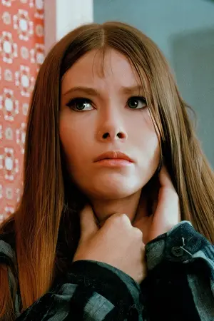 Фото Лінн Лоурі #99808