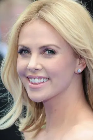 Фото Шарліз Терон (Charlize Theron) #3526