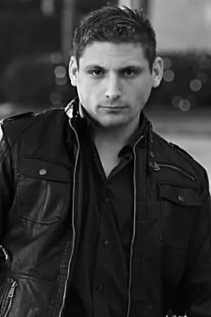 Фото Кріс Адамс #19793