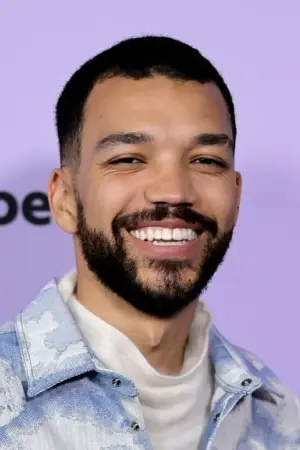 Фото Джастіс Сміт #67801