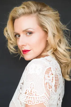 Фото Еллісон Макаті #320042