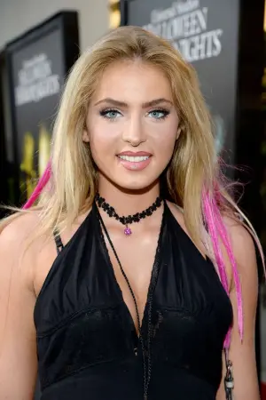 Фото Саксон Шарбіно (Saxon Sharbino) #60599