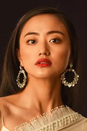 Фото  (Andrea Kevichusa) #384173