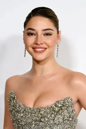 Фото Мадлен Клайн (Madelyn Cline) #12959