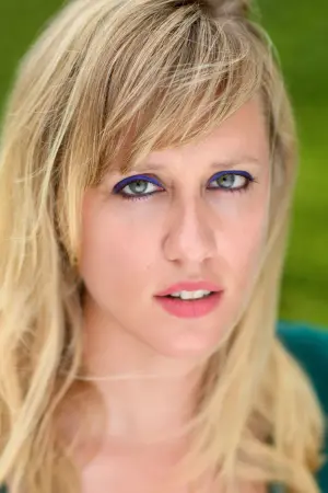 Фото Беатріс Голт #45794