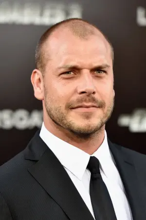 Фото Патрік Г’юз #70823