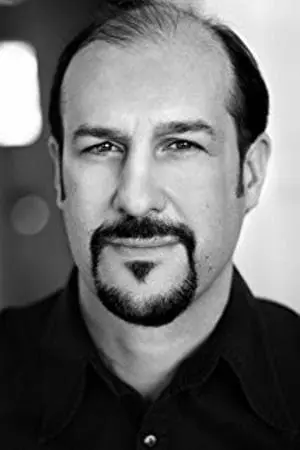 Фото Меттью Ділан Робертс #53249