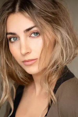 Фото Емелія Хартфорд #4441