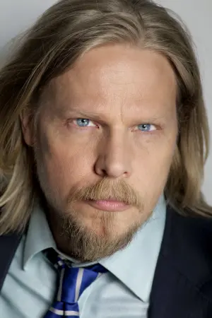 Фото Ієн Меттьюз #33702