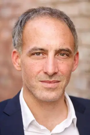 Фото  (Raphaël Glucksmann) #352779