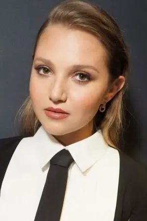 Фото Міа Маккенна-Брюс (Mia McKenna-Bruce) #67524