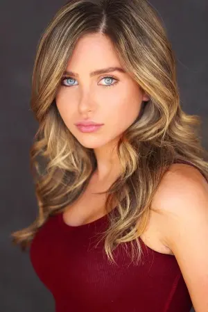 Фото Райан Вітні Ньюман #45064