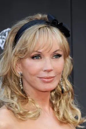 Фото Леслі-Енн Даун (Lesley-Anne Down) #115681