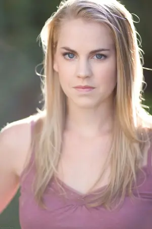 Фото Maddy Curley #216525