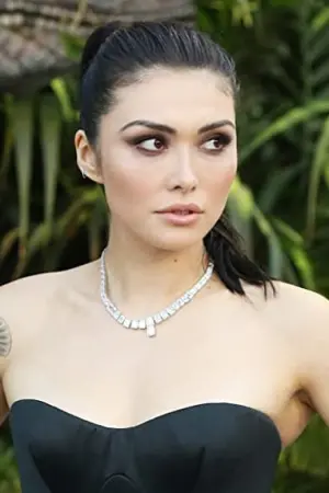 Фото Даніелла Пінеда (Daniella Pineda) #7805