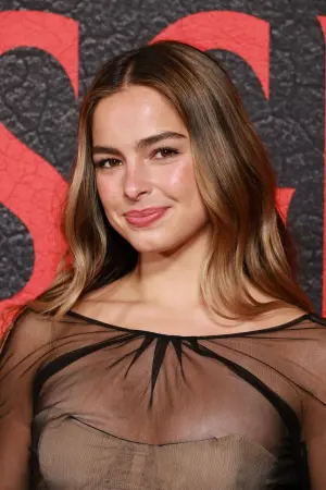 Фото Еддісон Рей #1005