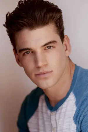 Фото Ноа Фірнлі (Noah Fearnley) #325258