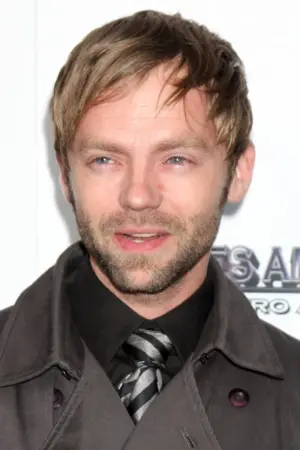 Фото Естебан Пауелл #90155