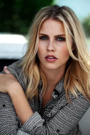 Фото Клер Голт (Claire Holt) #150694