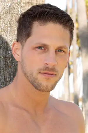 Фото  (Roman Todd) #344626