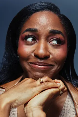 Фото Айо Едебірі (Ayo Edebiri) #4953