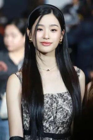 Фото  (Tontawan Tantivejakul) #320347