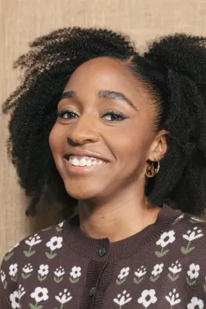 Фото Айо Едебірі (Ayo Edebiri) #4949