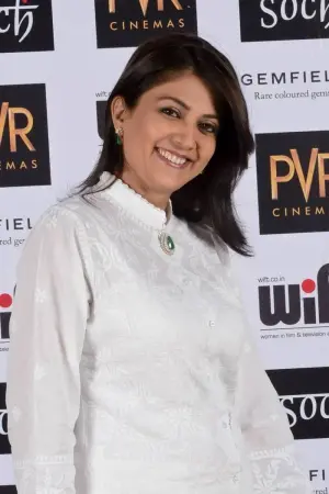 Фото  (Lubna Salim) #174367