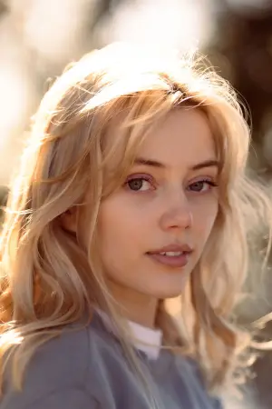 Фото Ґрейс Ван Дін (Grace Van Dien) #329897