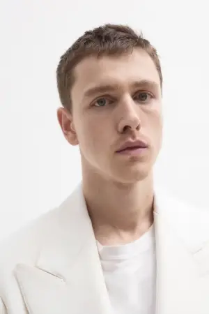 Фото Гарріс Дікінсон (Harris Dickinson) #327951