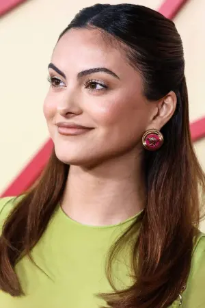 Фото Каміла Мендес (Camila Mendes) #96758