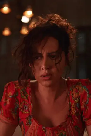 Фото  (Yasmine Raeis) #340101