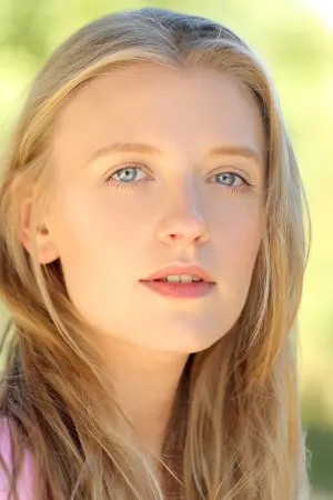 Фото  (Poppy Lee Friar) #159368