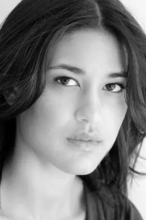 Фото Джулія Джонс (Julia Jones) #18981