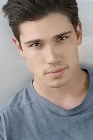 Фото  (Tanner Novlan) #385948