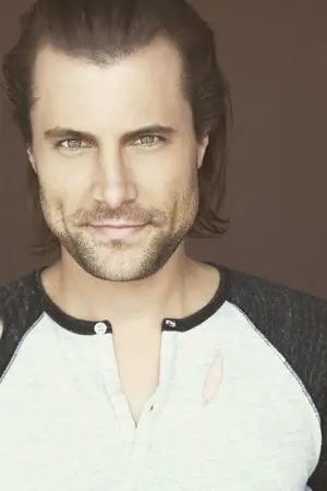 Фото  (Jordan Lawson) #221906