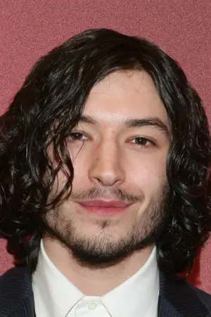 Фото Езра Міллер (Ezra Miller) #5614