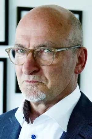 Фото Джеймс Кідні #108067