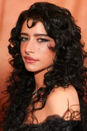 Фото Одесса Езайон (Odessa A