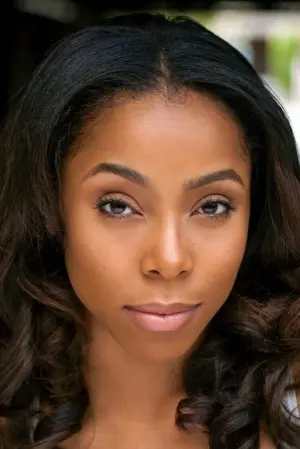 Фото Бріттані Перрі-Рассел #30006