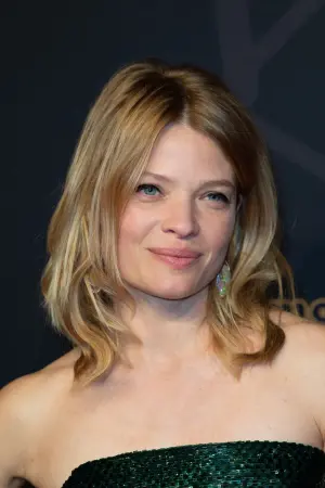 Фото Мелані Тьєррі (Mélanie Thierry) #7370