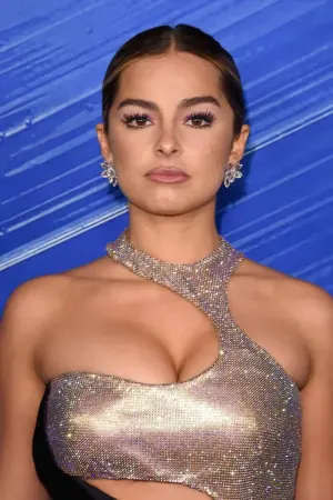 Фото Еддісон Рей (Addison Rae) #1008