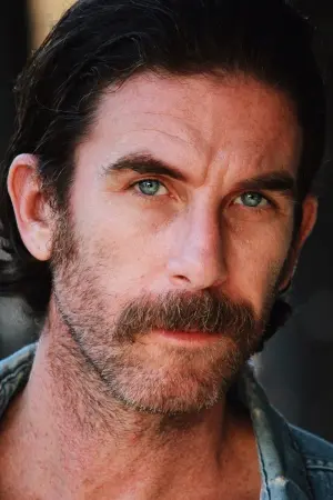 Фото Клінт Джеймс #44804