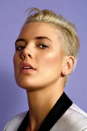 Фото  (Betty Who) #185707